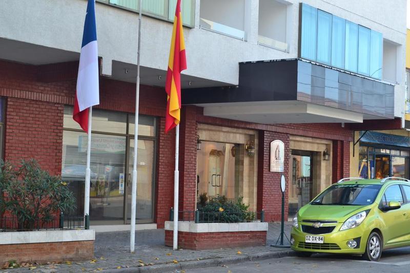Hotel Capelli Express Talca  Zewnętrze zdjęcie
